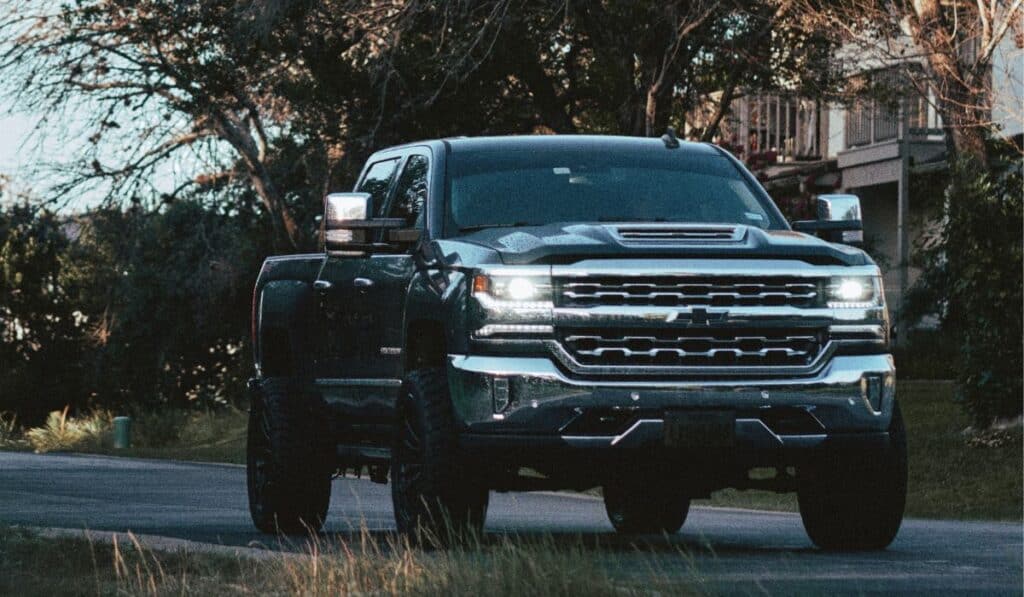 What Size Lift Do You Need For 37-Inch Tires On Silverado? - Four Wheel ...