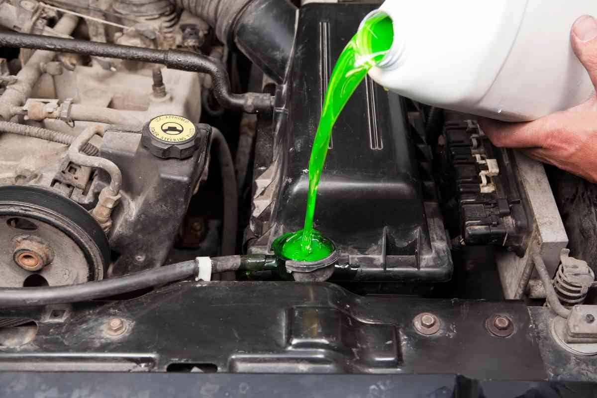 Does Antifreeze Expire 1 Does Antifreeze Expire? 4 Effects Of Using Old Antifreeze