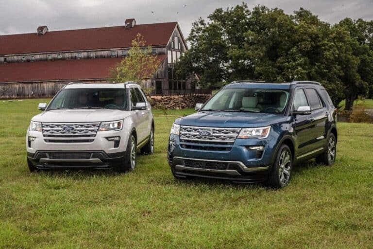 What’s The Difference Between The Ford Explorer XLT and The Limited
