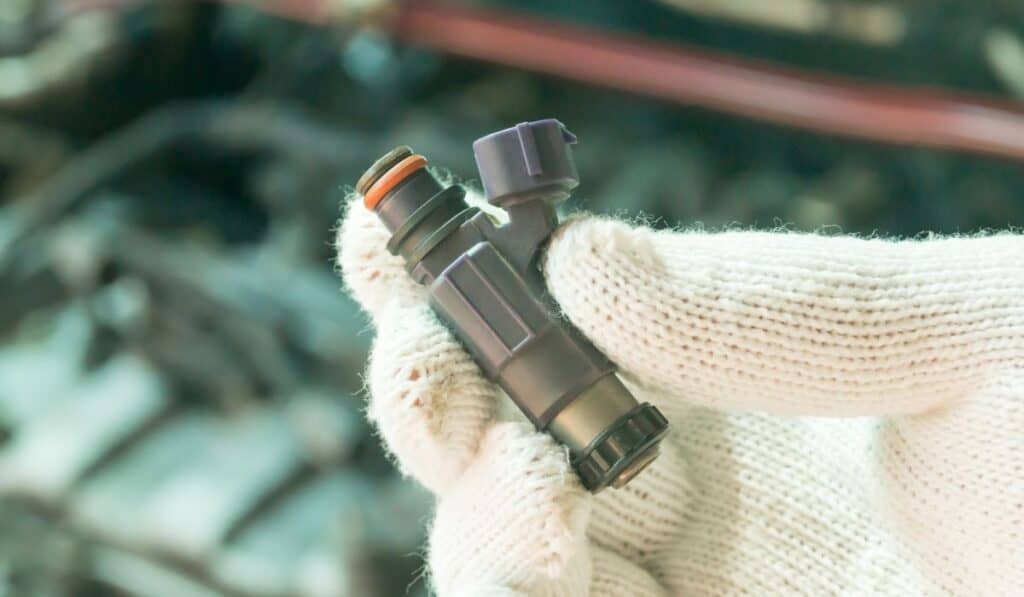 Do Fuel Injectors Have Polarity? Explained! Four Wheel Trends