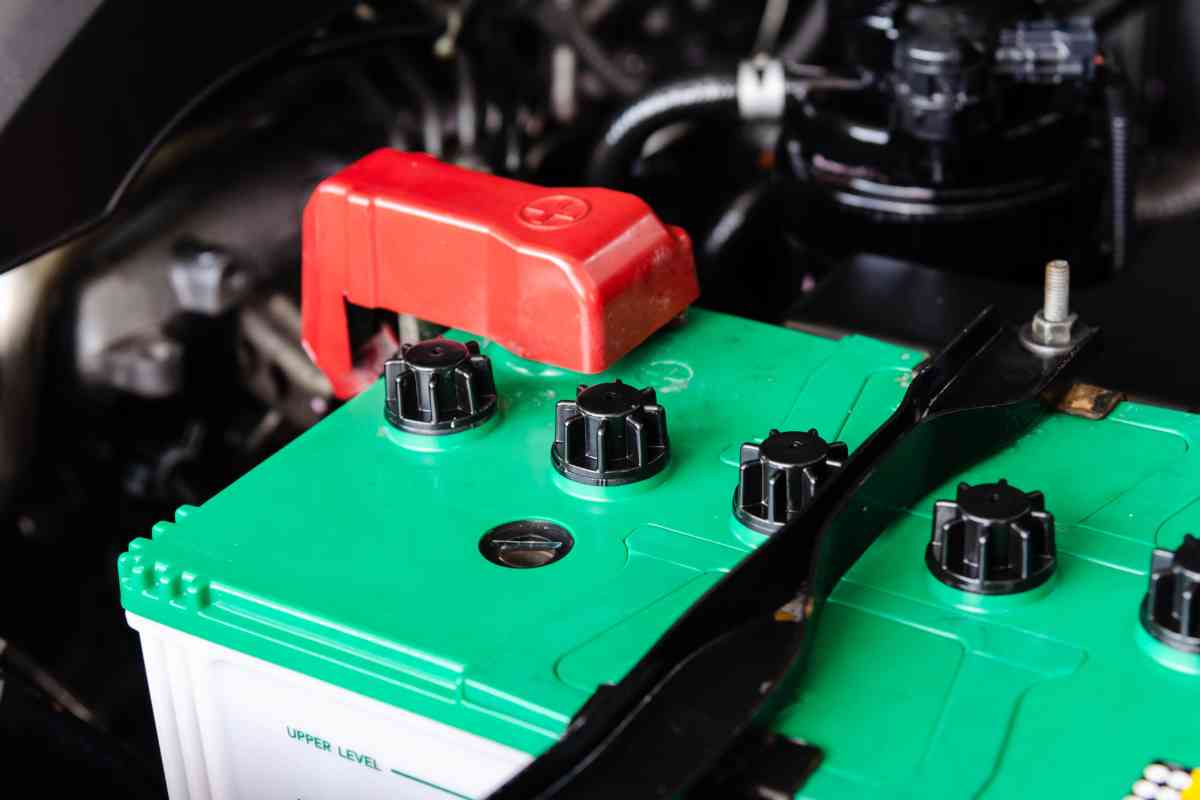 Do I need to disconnect my cars battery when changing a headlight 3 Should You Disconnect Your Car Battery When Changing A Headlight?