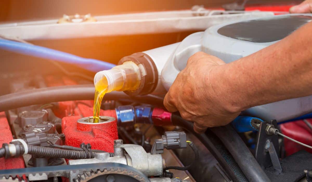 Can An Oil Change Affect Your Car's Catalytic Converter? - Four Wheel