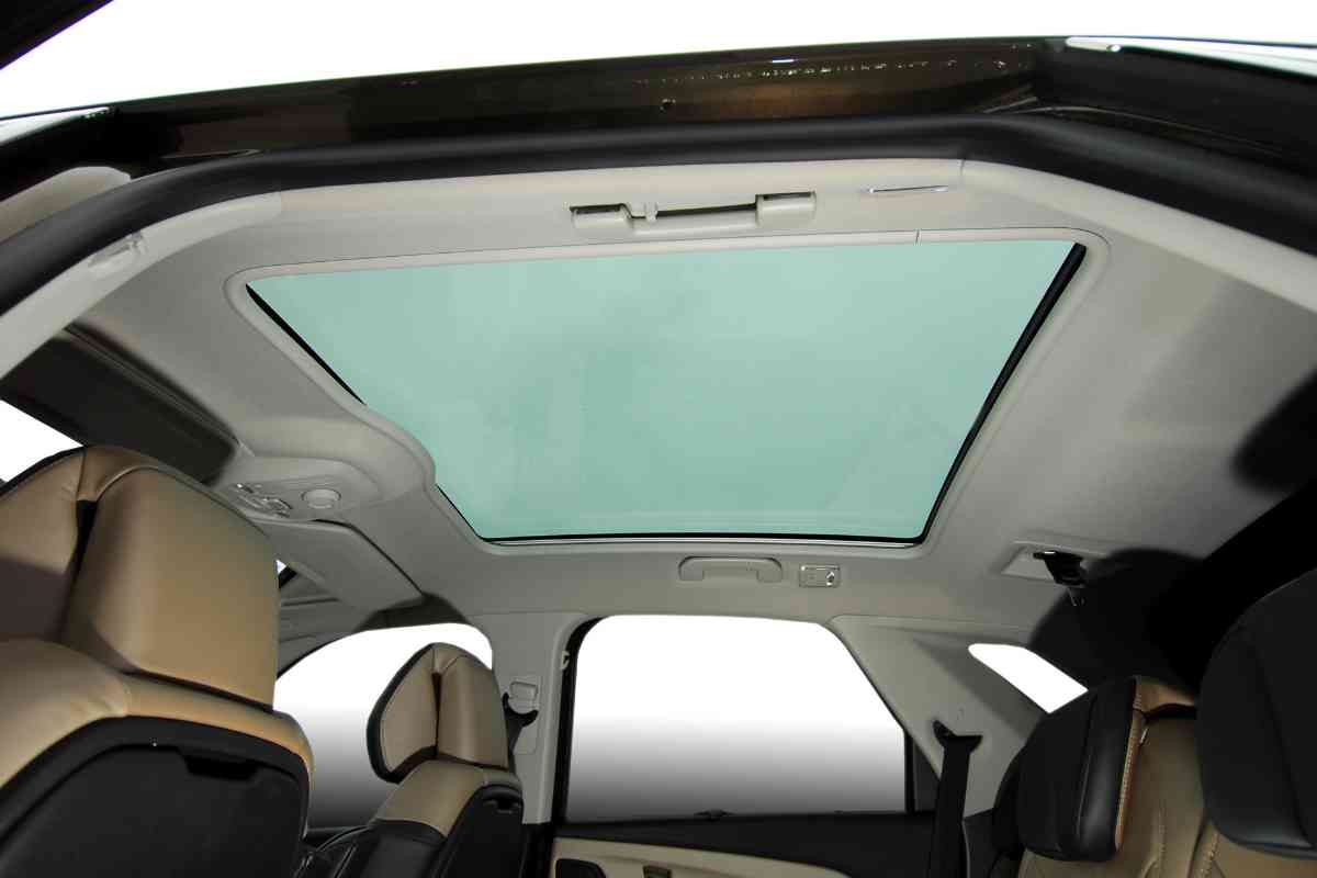 Are sunroofs worth it 2 The Pros And Cons Of A Sunroof In Your Car, Truck, Or SUV