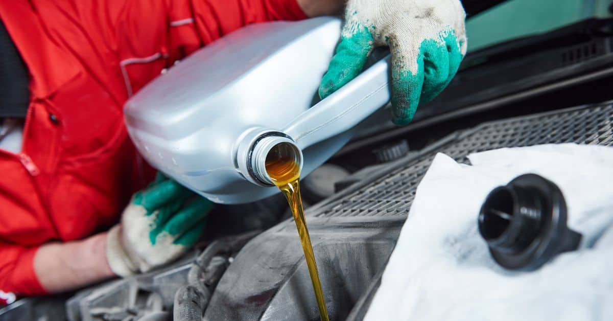 Does Car Engine Oil Evaporate