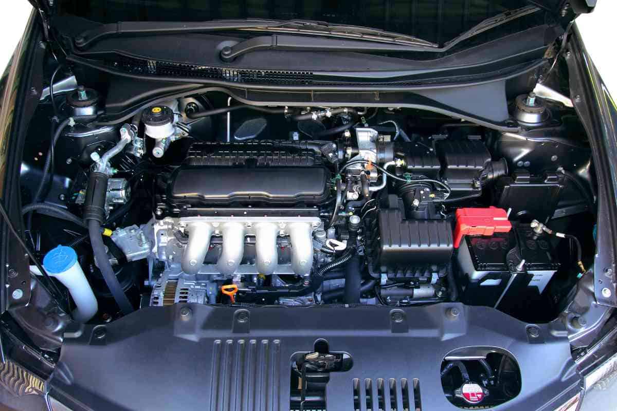 Why are car engines getting smaller 2 6 Reasons Car Engines Are Smaller (And Why It’s A Good Thing)