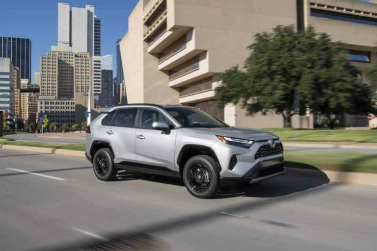 How Far Can a RAV4 Hybrid Go on Battery? Exploring the Electric Range of Toyota’s Popular SUV