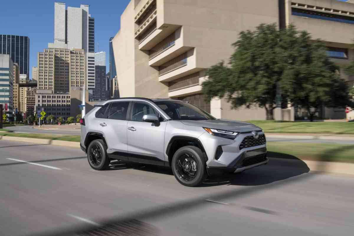 How Far Can a RAV4 Hybrid Go on Battery? Exploring the Electric Range ...