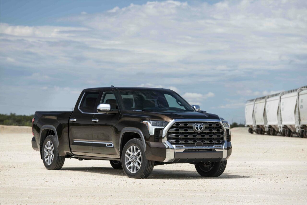 8 Best Hybrids for Towing For 2024 | Ranking hybrid SUVs