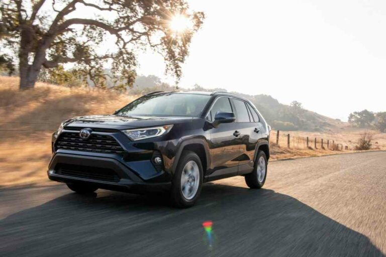 How Does the RAV4 Hybrid Work: A Comprehensive Guide