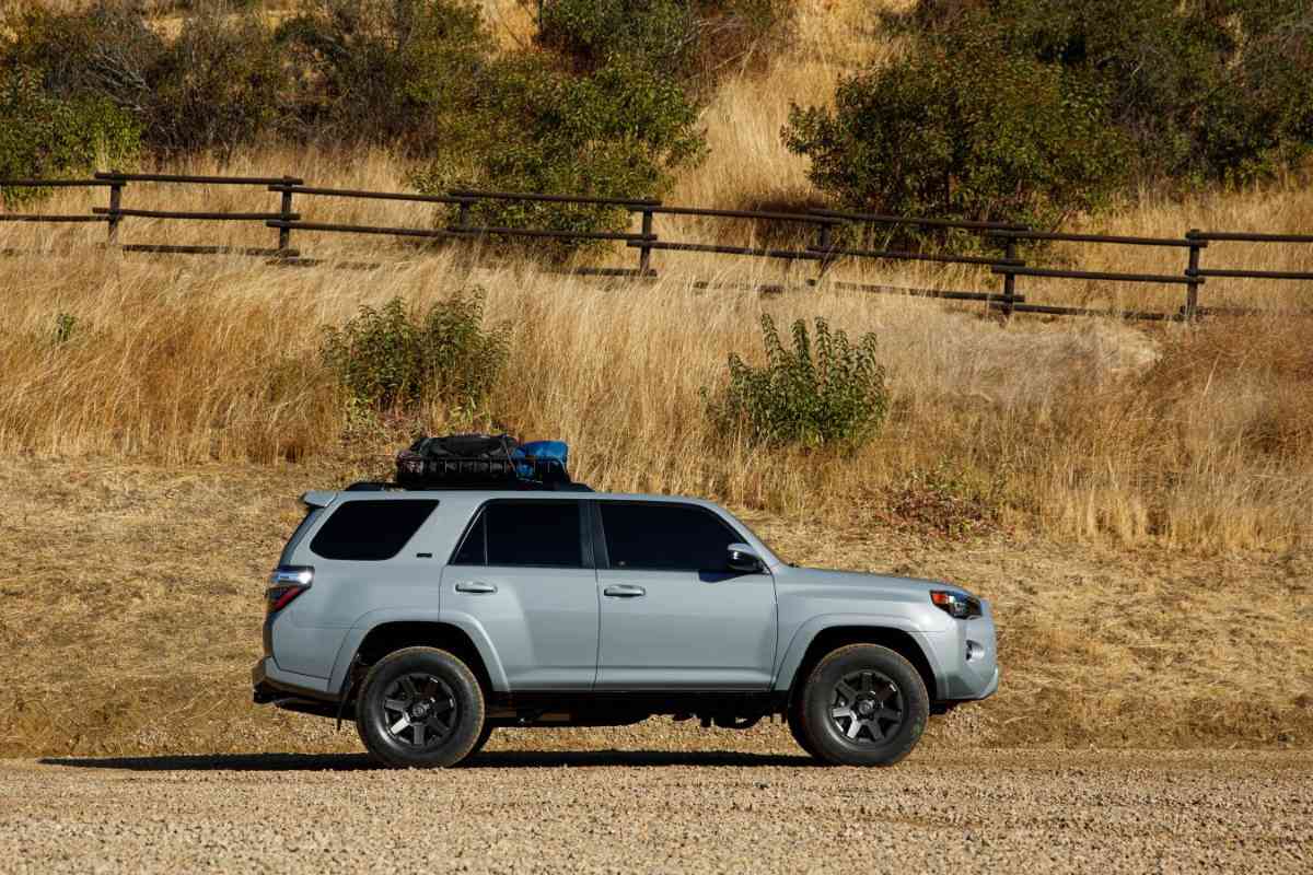 difference between 4runner trail and sr5 4 1 4Runner Trail vs SR5: Comparing Off-Road Capabilities and Features