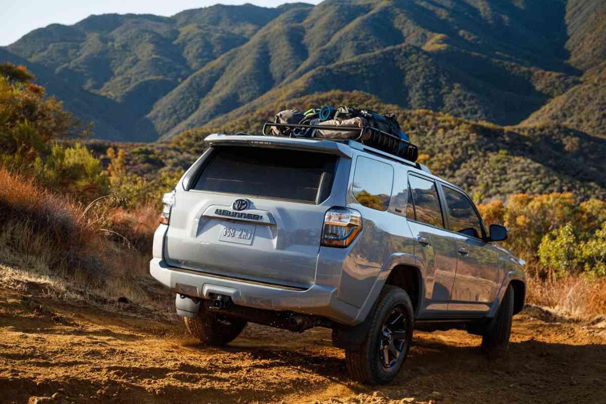 difference between 4runner trail and sr5 5 2 4Runner Trail vs SR5: Comparing Off-Road Capabilities and Features