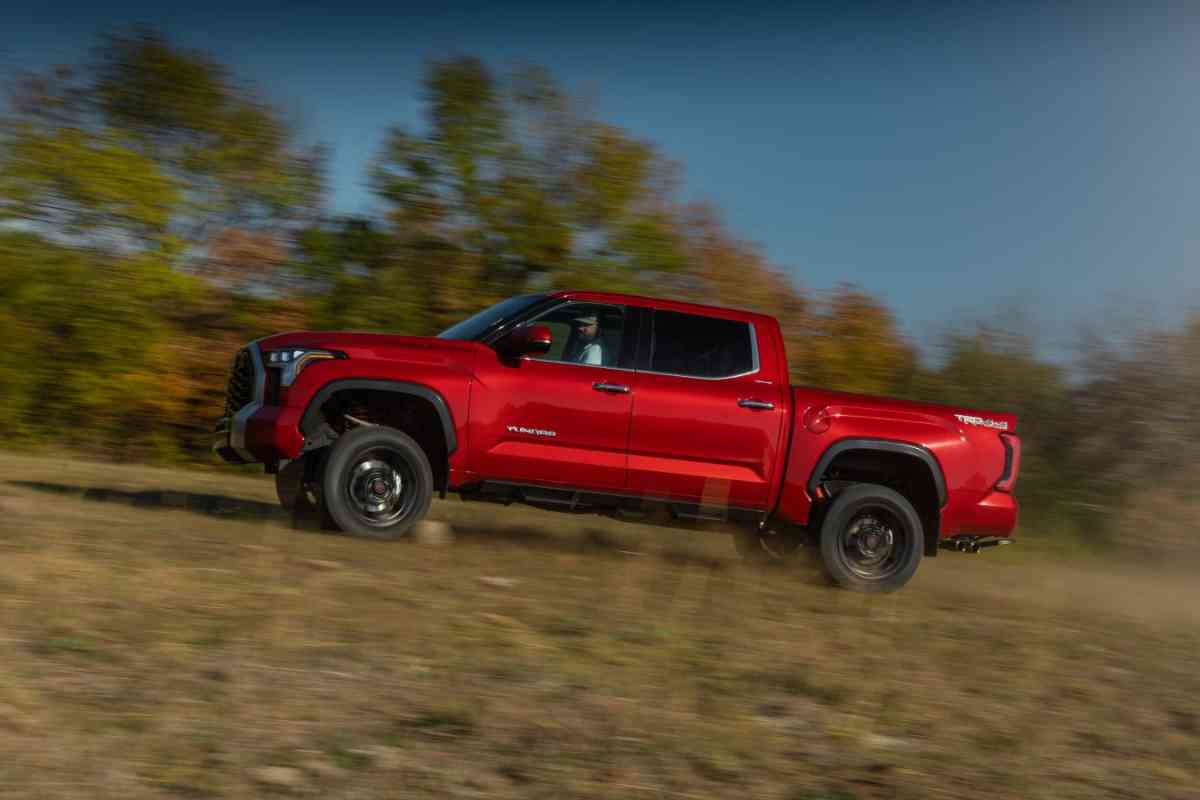 tundra sr5 vs trd 6 SR5 vs TRD Tundra: Unveiling the Differences for Truck Enthusiasts