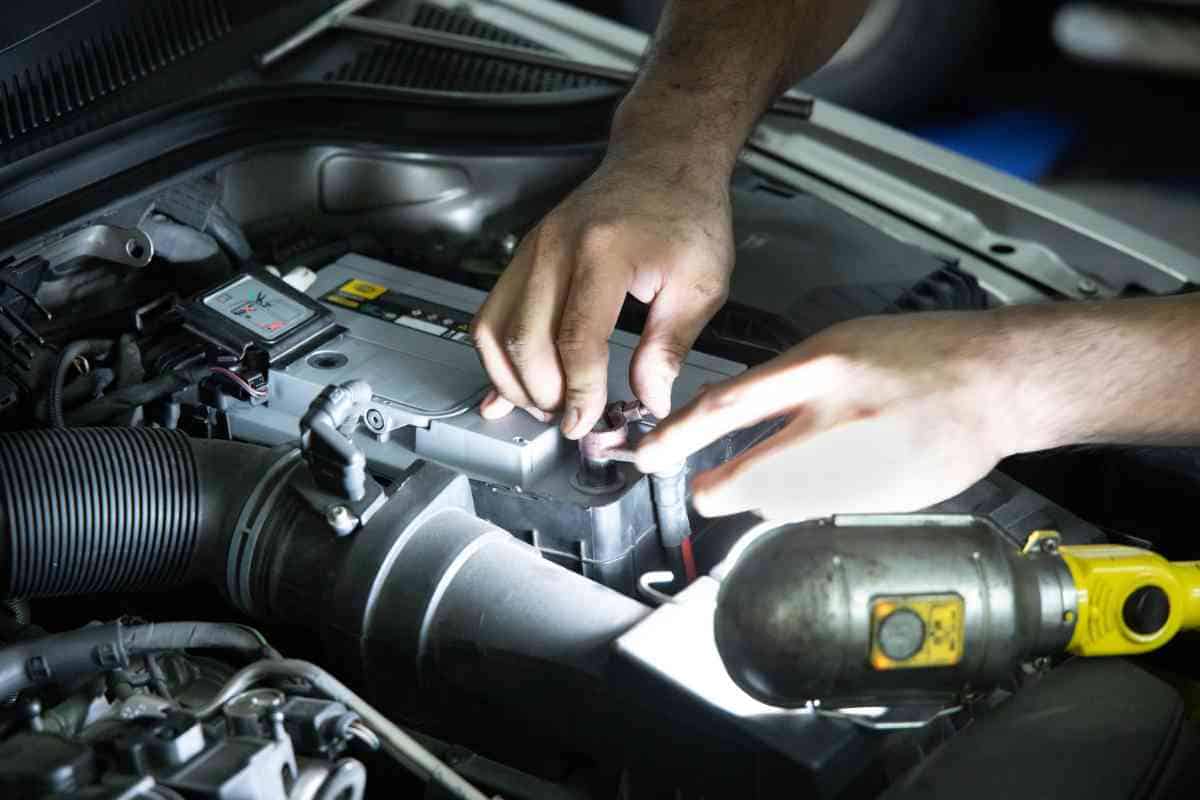 car battery maintenance and replacement 5 Car Battery Maintenance and Replacement: Essential Tips and Replacement Indicators