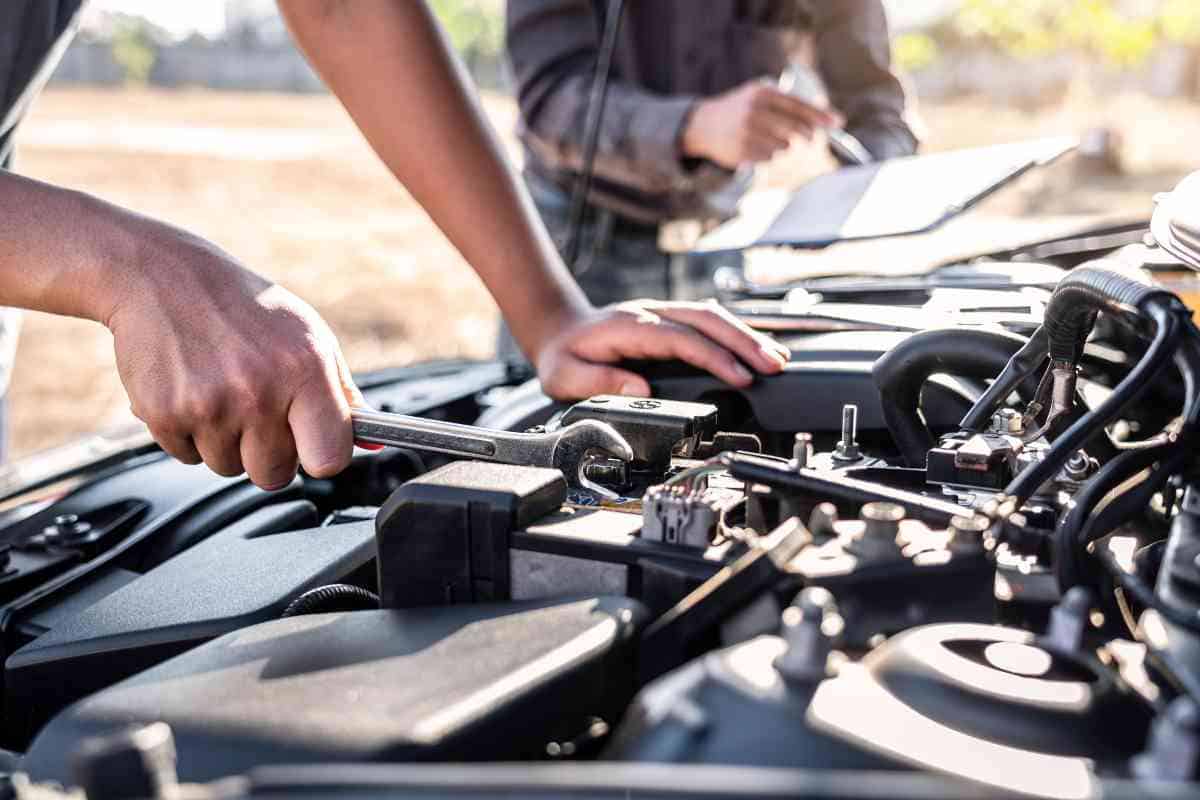 dealing with car overheating issues 4 Dealing with Car Overheating Issues: Quick Fixes and Prevention Tips