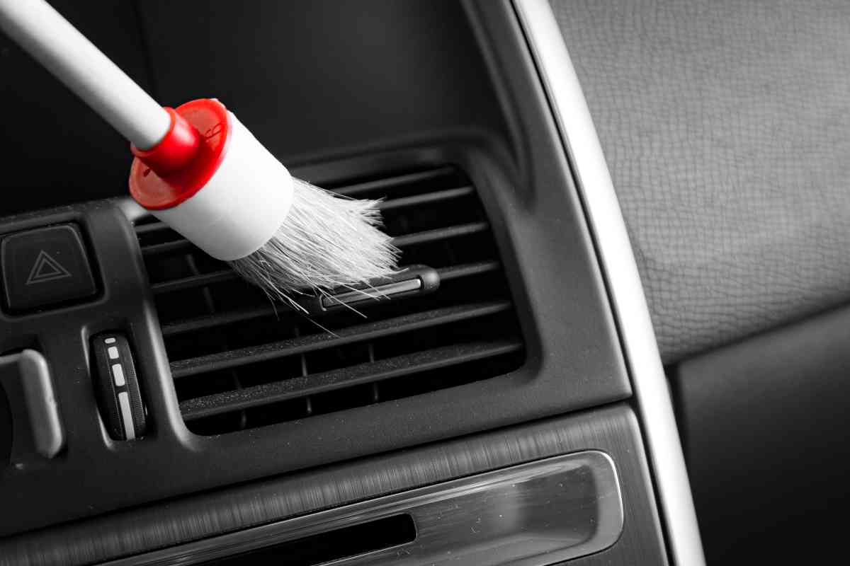 diy car interior cleaning tips 2 DIY Car Interior Cleaning Tips: Your Guide to a Fresh & Spotless Ride