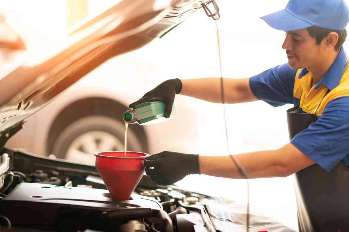 What Oil Do GM Dealers Use In Duramax Engines 3 What Oil Do GM Dealers Use in Duramax? A Comprehensive Guide to Duramax Oil Choices