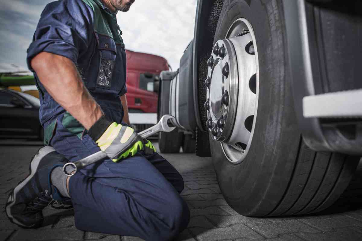 tire maintenance 1 1 The Importance of Tire Maintenance: Keys to Safe and Efficient Driving