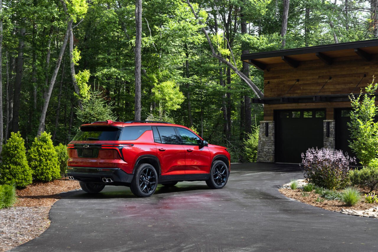 2024 chevrolet traverse rs 101 2025 Chevrolet Traverse: The Bold SUV Upgrade for Power, Style, and Tech Lovers