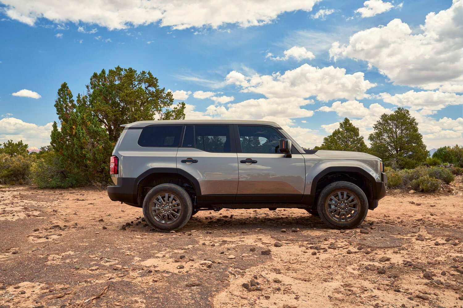 2025 Toyota Land Cruiser 1958 006 1500x1000 1 Toyota's 2025 Land Cruiser: A Bold New Chapter for a 67-Year-Old Off-Road Icon